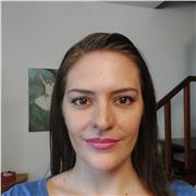 insegnante di scuola primaria impartisce lezioni per bambini di scuola primaria e per l'inserimento in prima media